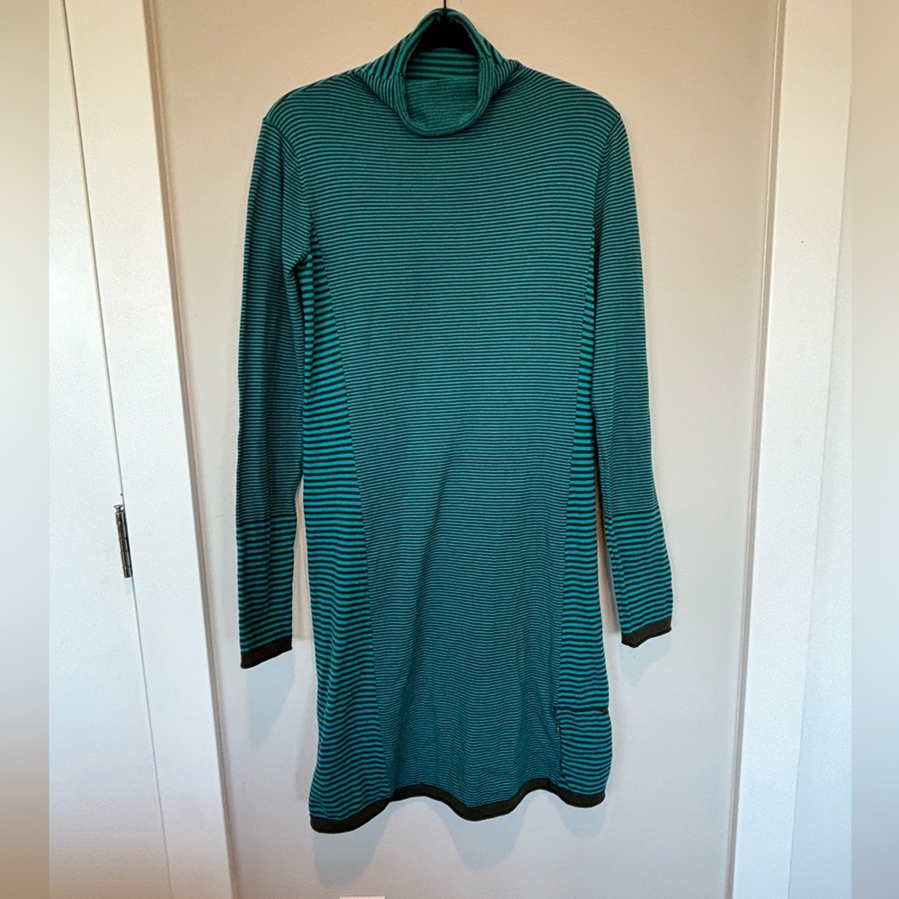 Title Nine Teal Striped Long Sleeve Dress